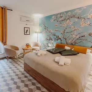 L'agata , Roma Italia